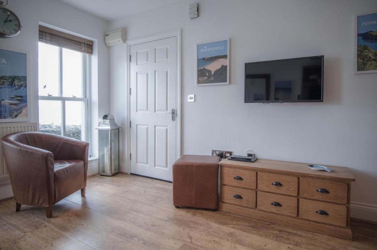 Goscar Court - 1 Bedroom Apartment - Тенби Экстерьер фото