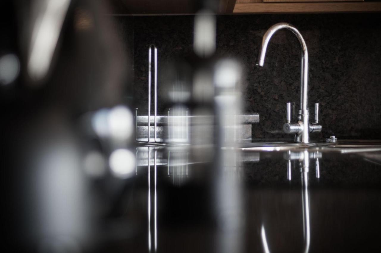 Goscar Court - 1 Bedroom Apartment - Тенби Экстерьер фото